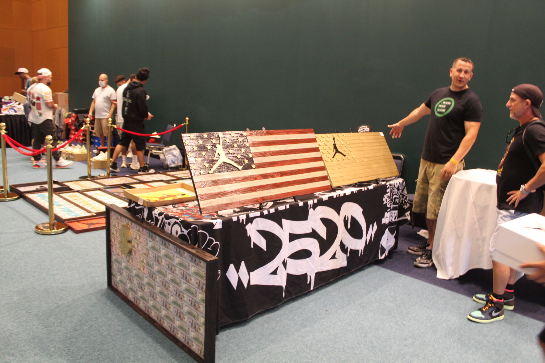 Jus Nice Sneaker Convention in Wildwood5432.JPG